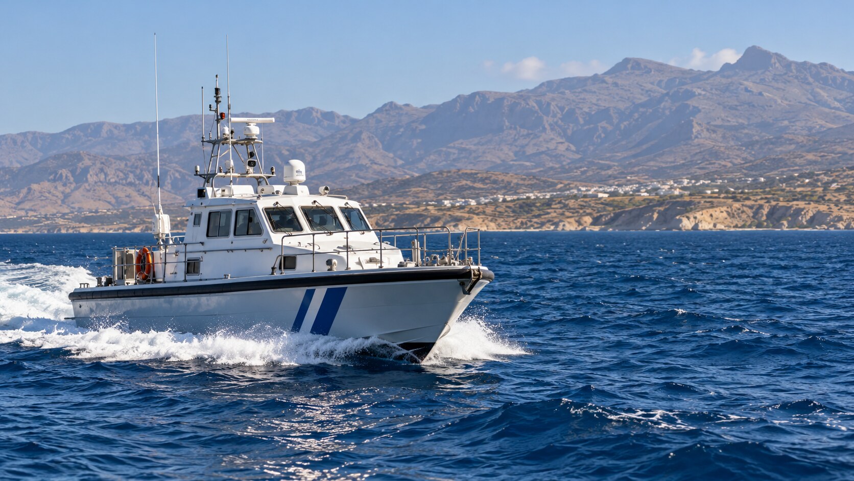 Ενδεικτική εικόνα AI με περιπολικό σκάφος στη θάλασσα νότια της Ιεράπετρας